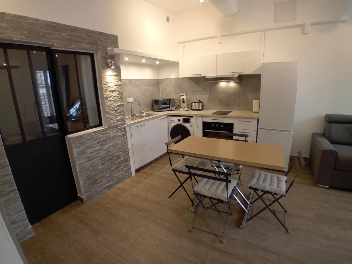 11 Rue Vauban Apartment อองทีบส์ ภายนอก รูปภาพ