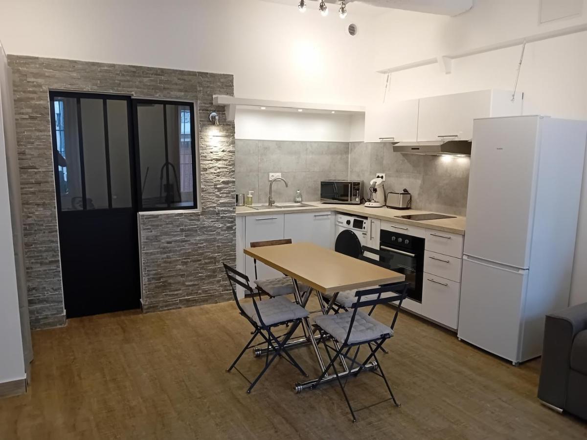 11 Rue Vauban Apartment อองทีบส์ ภายนอก รูปภาพ