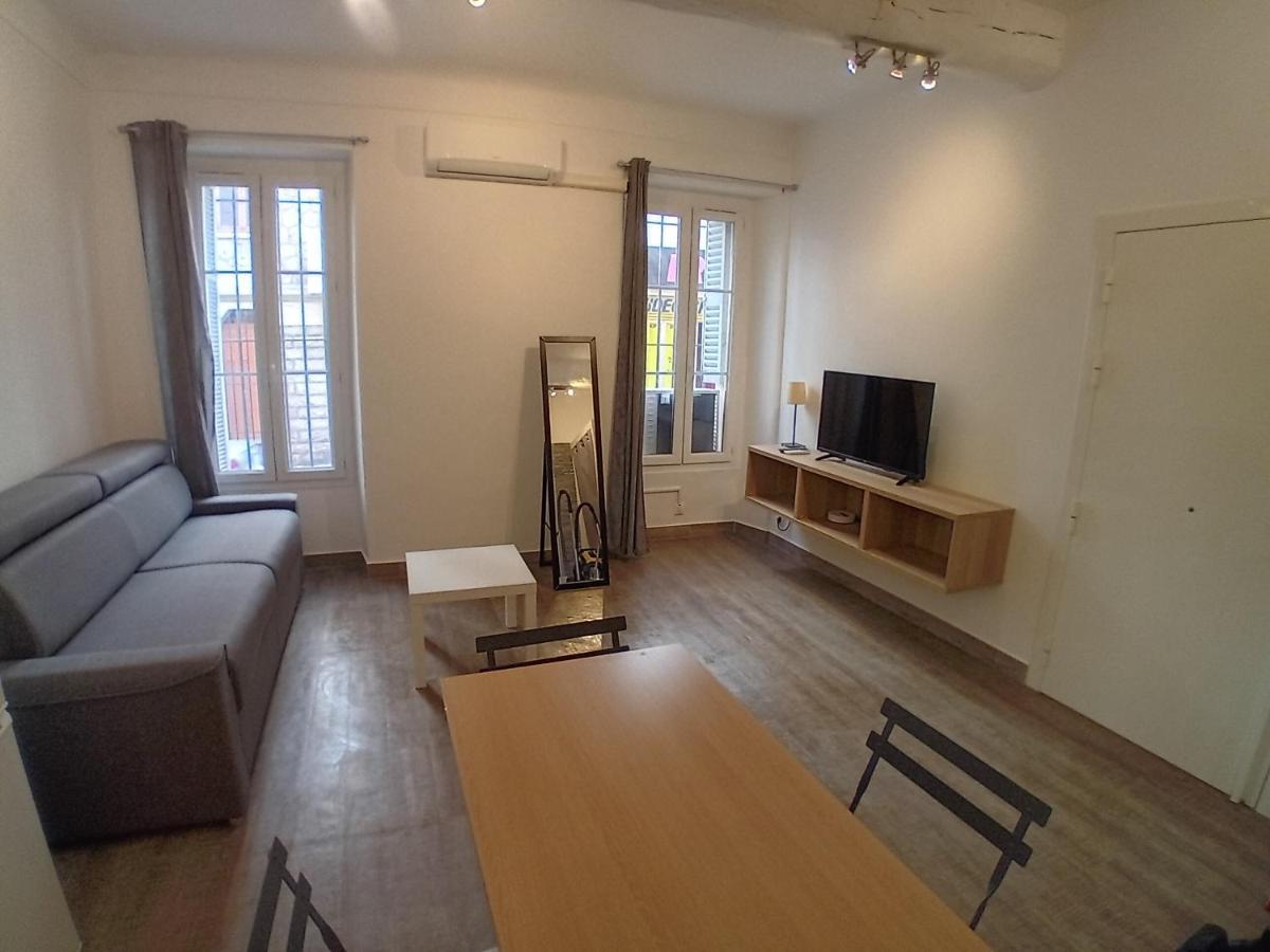 11 Rue Vauban Apartment อองทีบส์ ภายนอก รูปภาพ